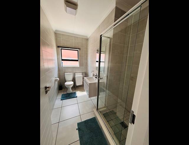 2 BEDROOM APARTMENT FOR SALE IN SILVER LAKES